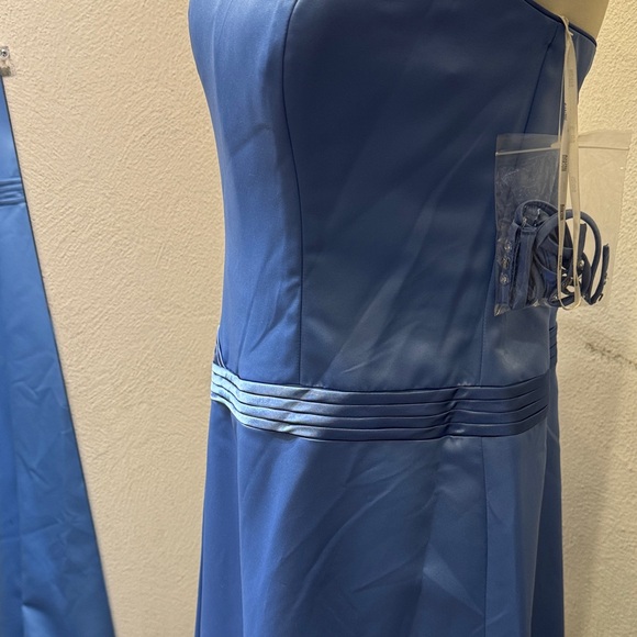 Strapless Blue Evening Gown - Picture 5 of 5